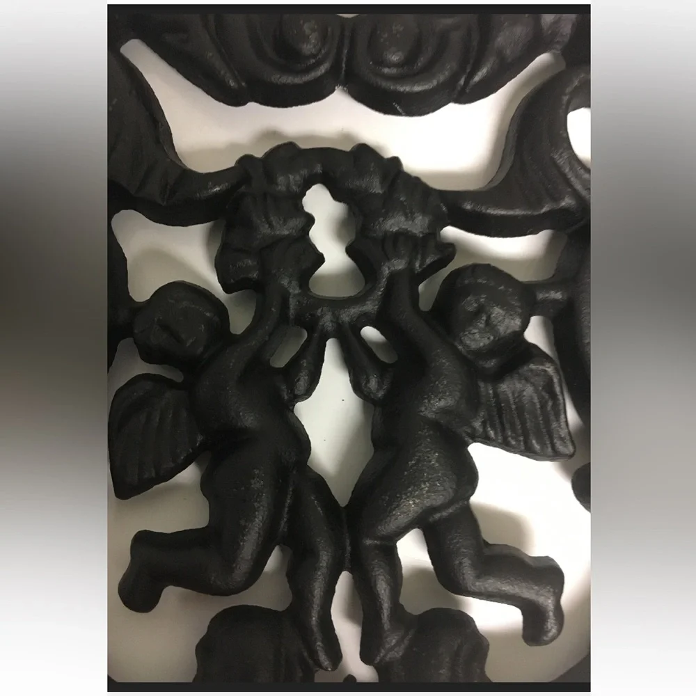 Wilton Cast Iron T-11 Cupid and Eagle & Laurel Wreath Design Trivets Set of Two